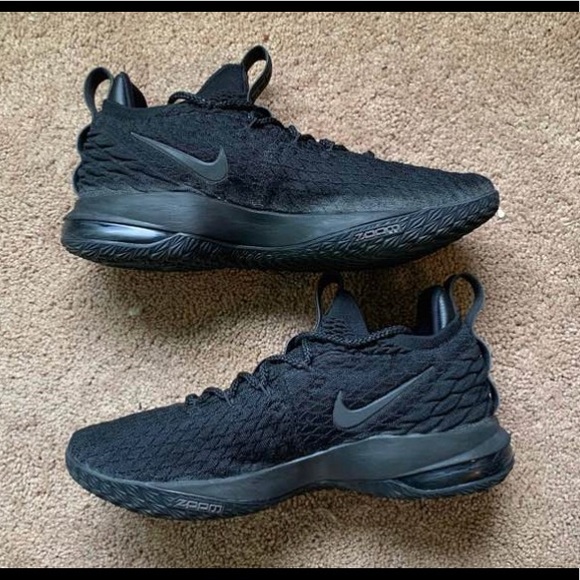 lebron 15 triple black